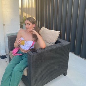 Meet your Posher, Molly